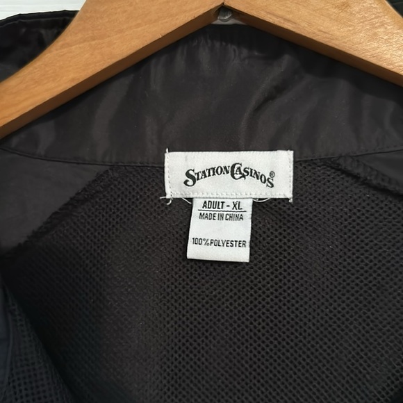 Las Vegas Golden Knights windbreaker rain 1/4 zip long sleeve pullover - Picture 3 of 7